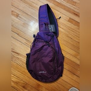 Cross body Eddie Bauer purple bag